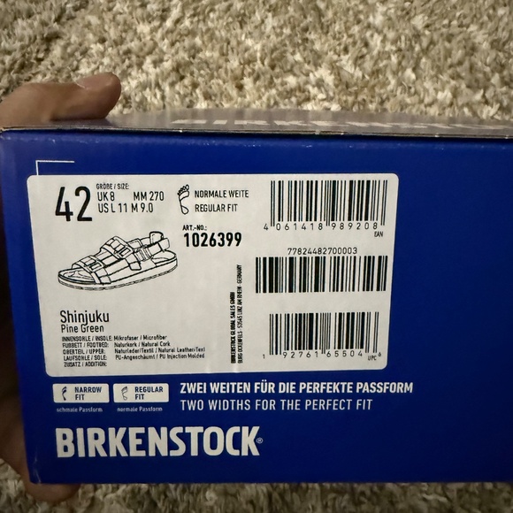 Birkenstock sandals men size 9 us. - Picture 3 of 11